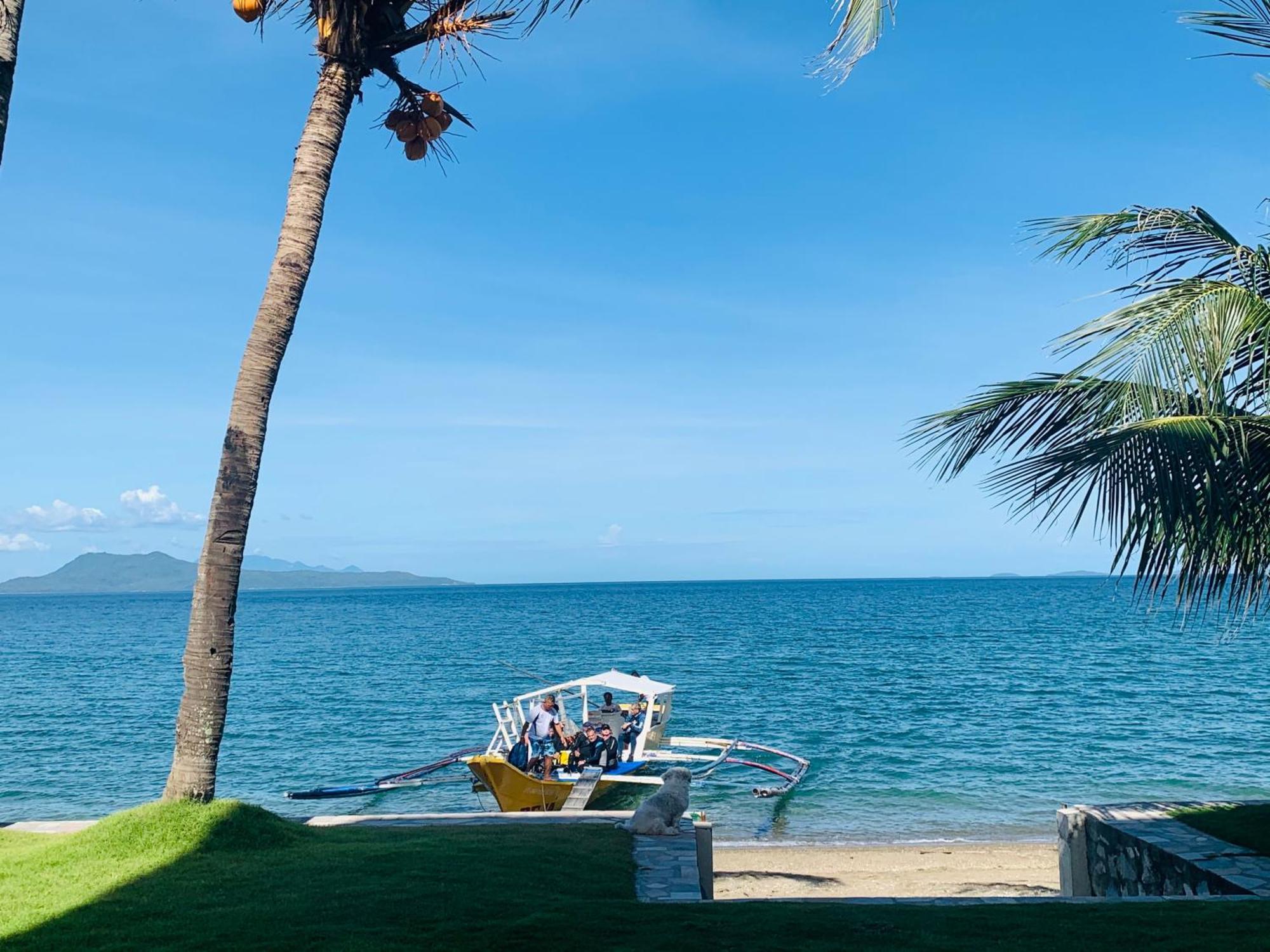 Badladz Staycation Condos Puerto Galera Eksteriør billede